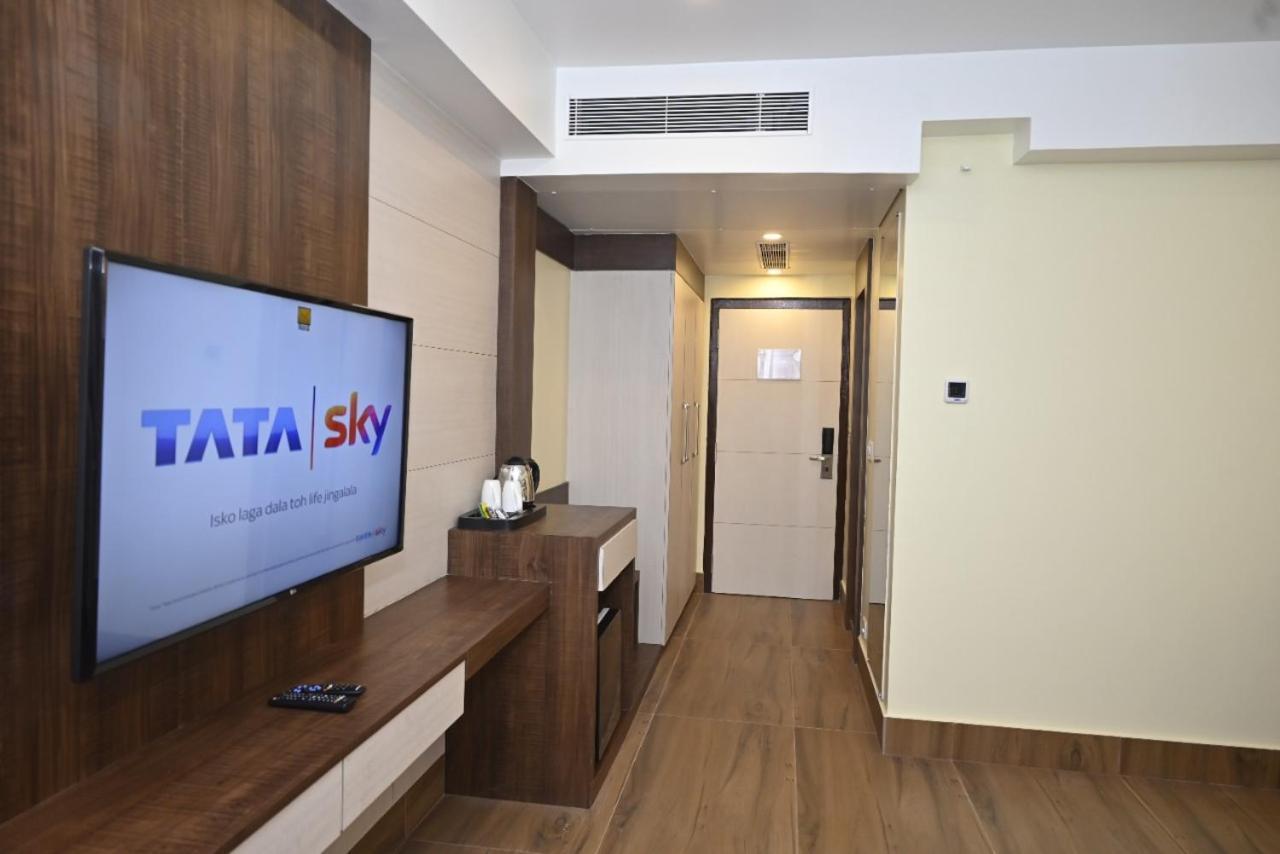 Hotel Rimi International Agartala Exterior foto